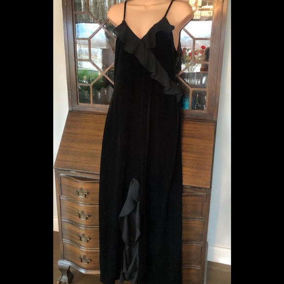 Jump Dresses & Skirts - Black Velvet evening dress